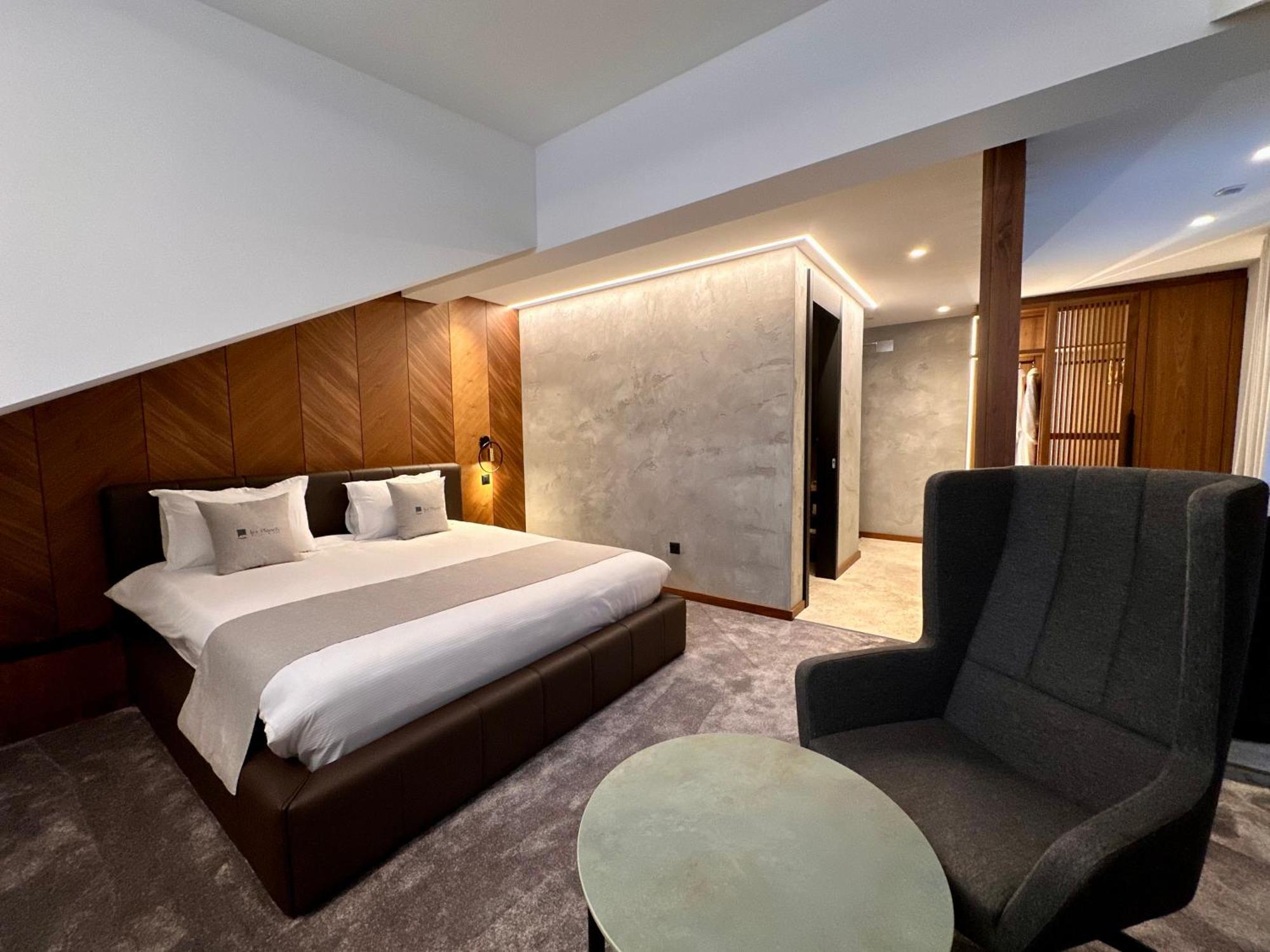 Hotel Restaurant & Spa Les Planets Les Rasses Екстер'єр фото